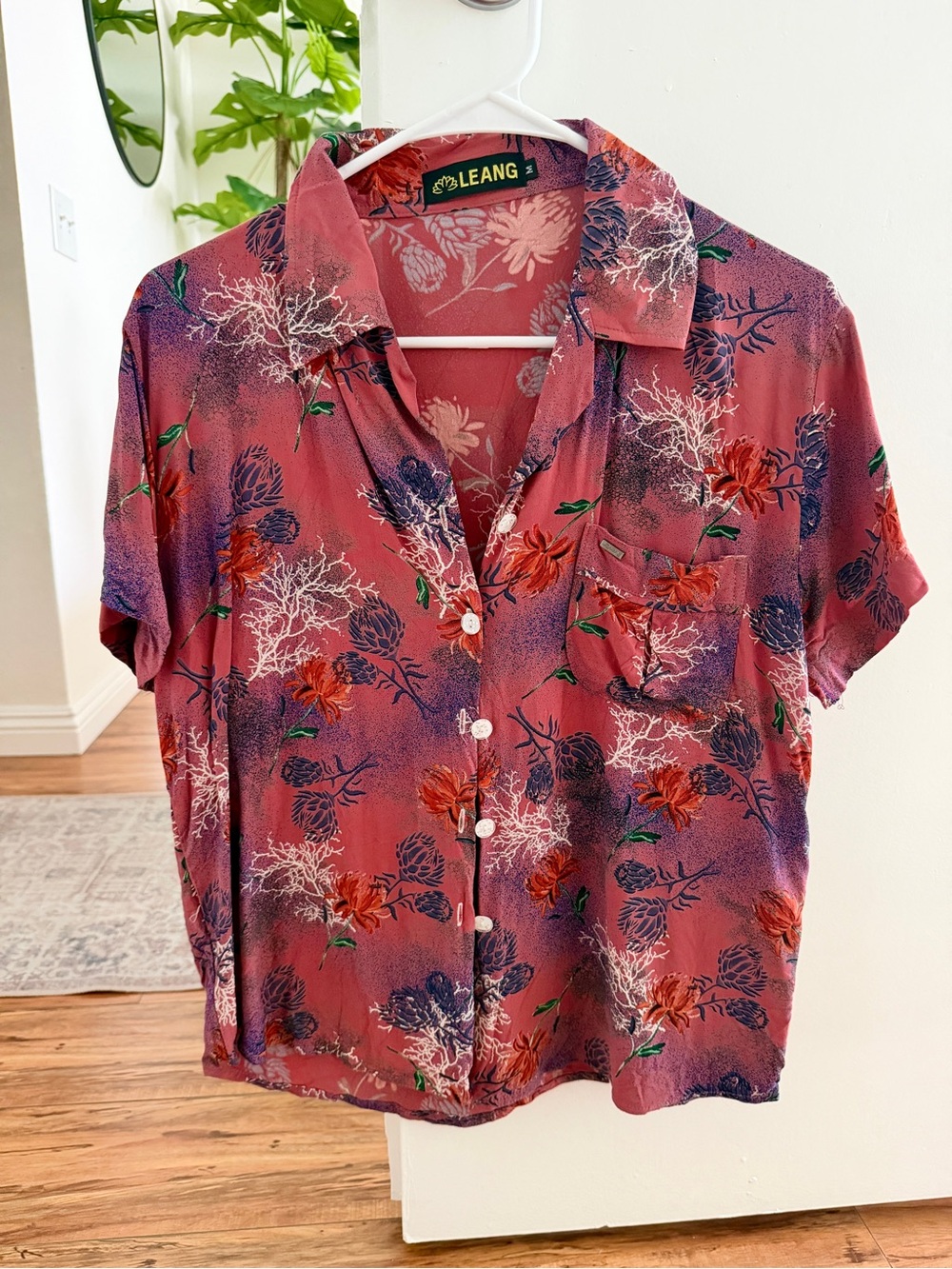 leang red floral button up shirt size medium, gently worn